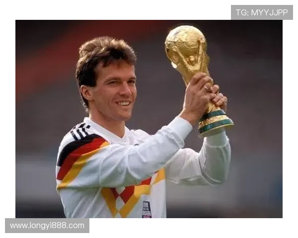 全球足球巨星汇聚各国最强球员的荣耀与传奇之路