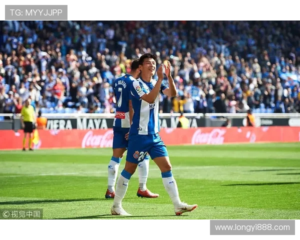 武磊在西甲赛场的精彩进球瞬间回顾与成就分析