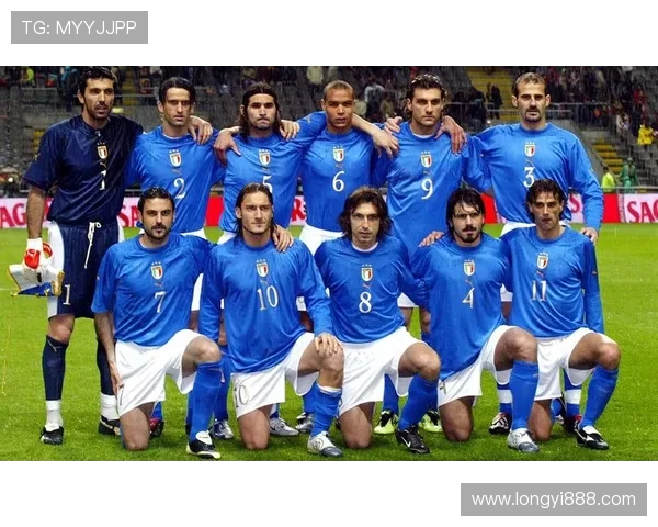 当今足坛风云人物揭晓谁是最优秀的足球明星与他们的传奇故事