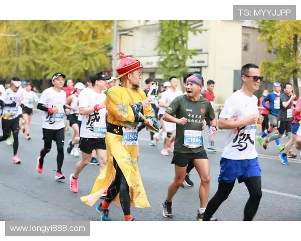 成都篮球队的奋斗历程与冠军赛背后的故事揭秘